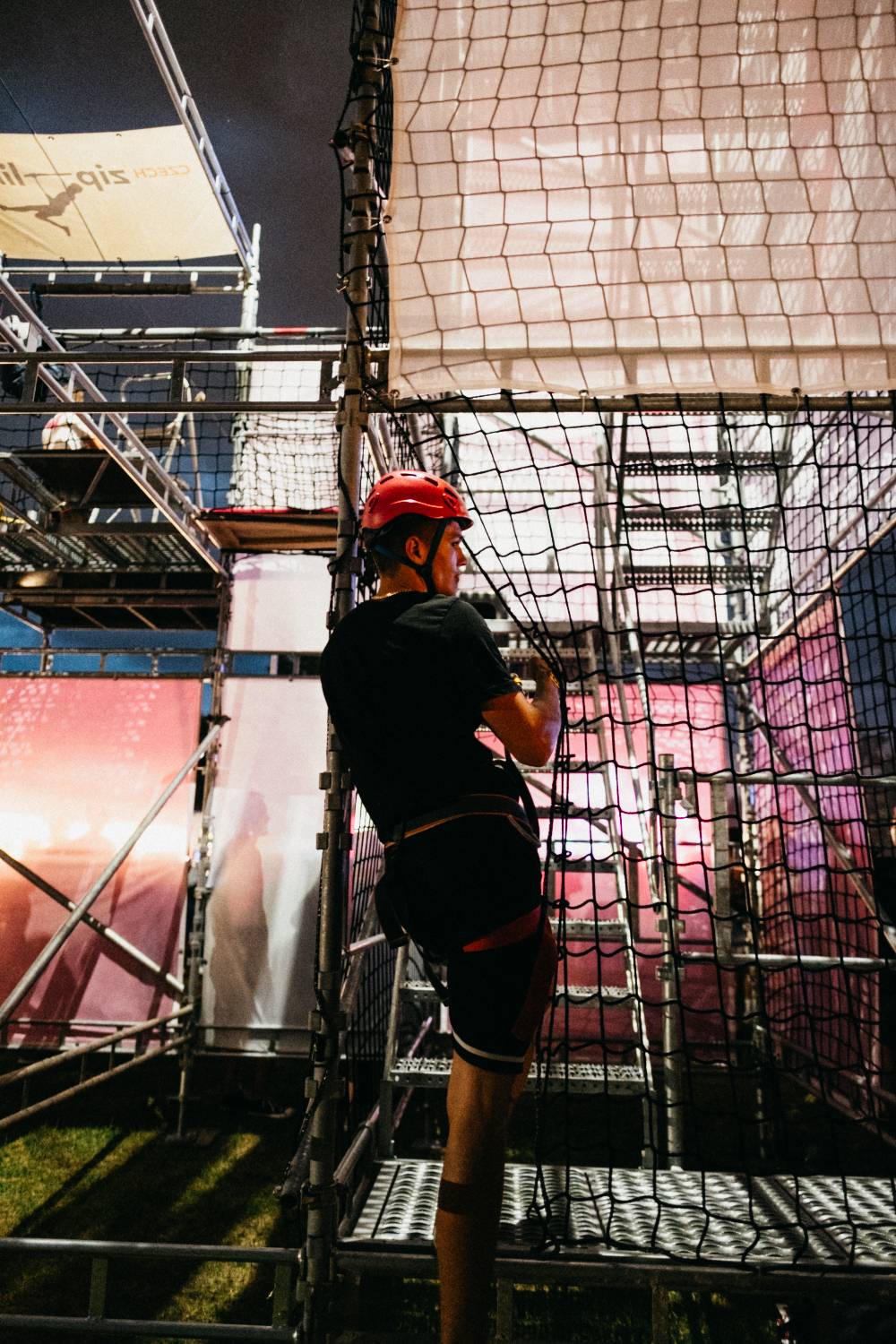 Festival Colours of Ostrava odstartoval. První den pod taktovkou Stinga, Shaggyho či Bena Cristovao se Sofianem Medjmedj