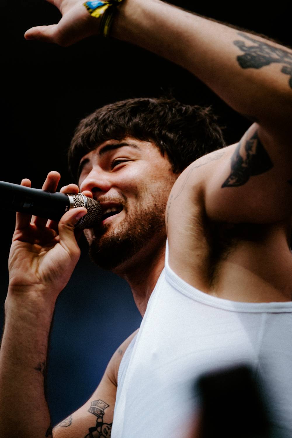 Druhý den řádili na Colours of Ostrava Calin, Finneas, rychlí kluci i Noga Erez