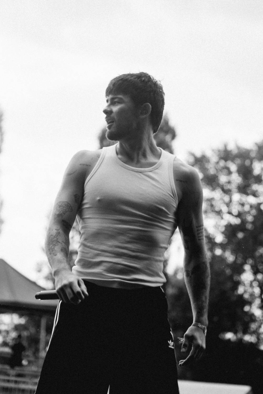 Druhý den řádili na Colours of Ostrava Calin, Finneas, rychlí kluci i Noga Erez