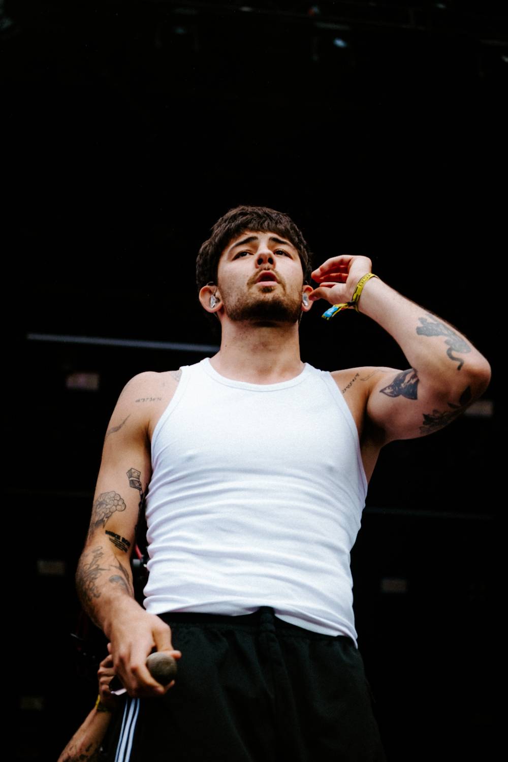 Druhý den řádili na Colours of Ostrava Calin, Finneas, rychlí kluci i Noga Erez