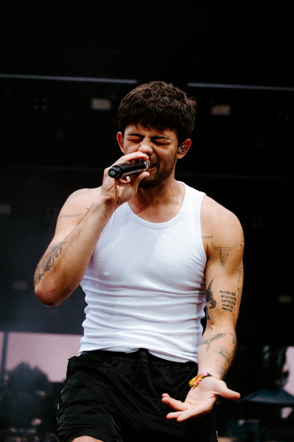 Druhý den řádili na Colours of Ostrava Calin, Finneas, rychlí kluci i Noga Erez