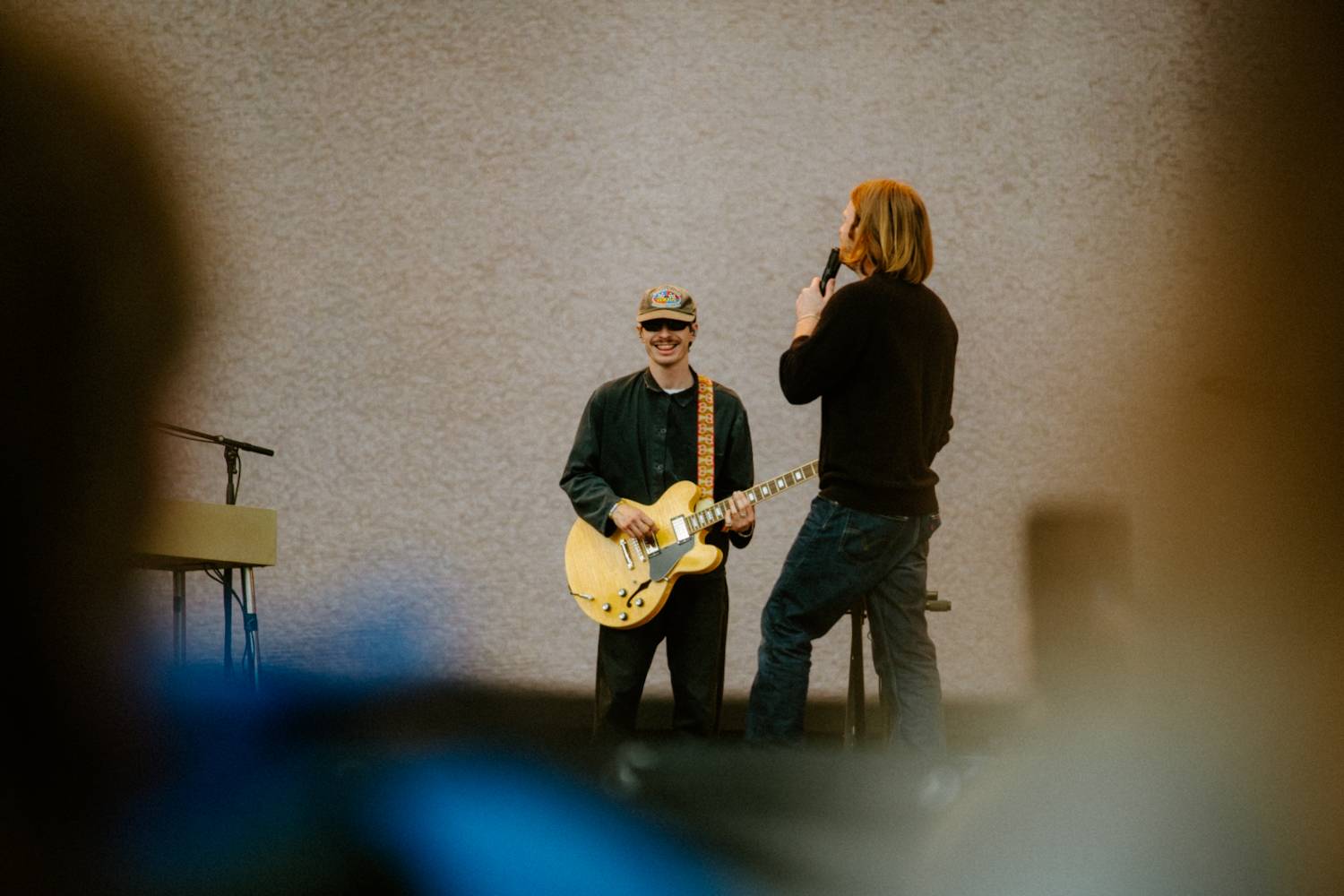 Druhý den řádili na Colours of Ostrava Calin, Finneas, rychlí kluci i Noga Erez