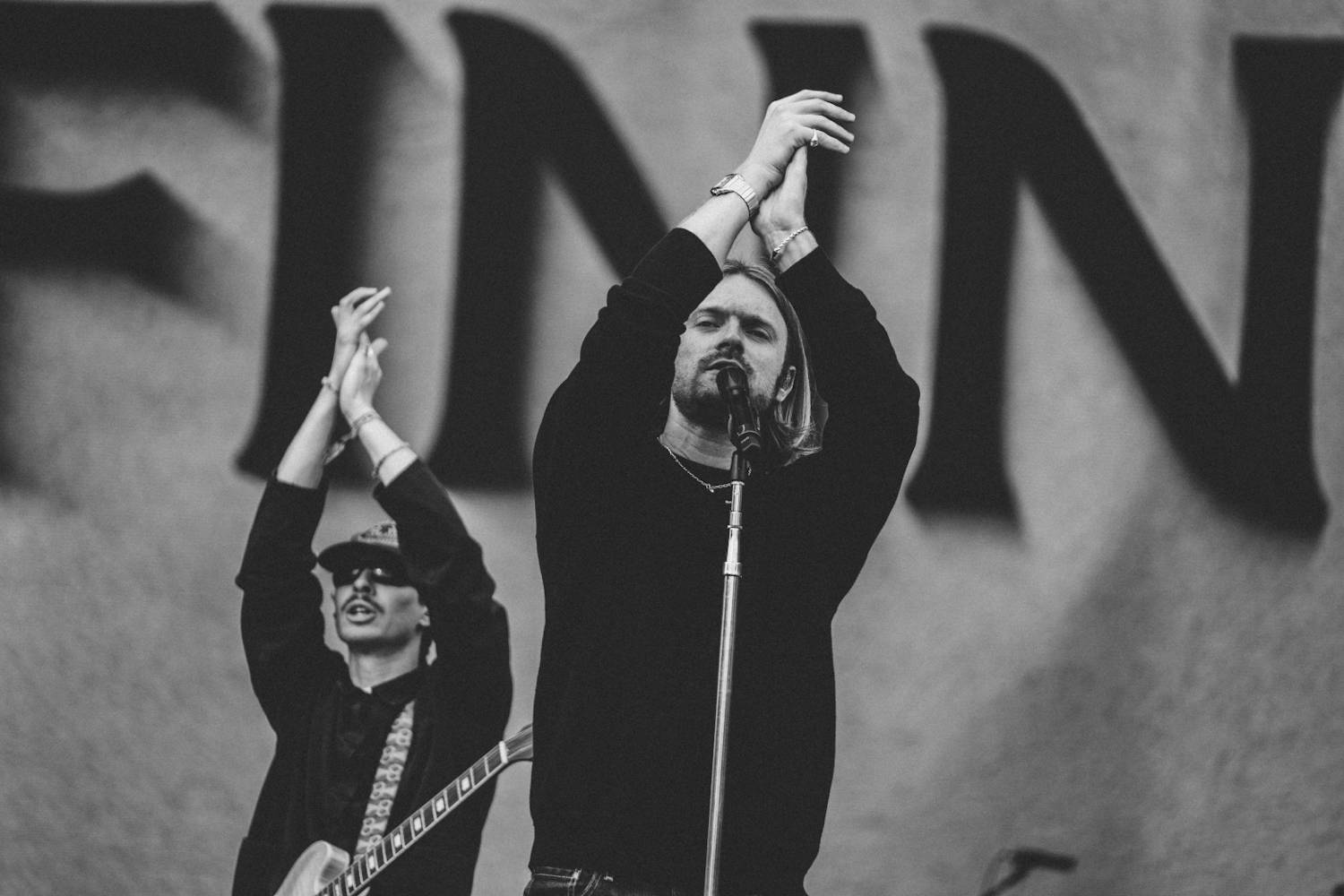 Druhý den řádili na Colours of Ostrava Calin, Finneas, rychlí kluci i Noga Erez