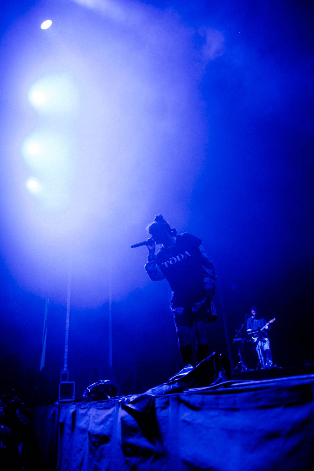 Druhý den řádili na Colours of Ostrava Calin, Finneas, rychlí kluci i Noga Erez