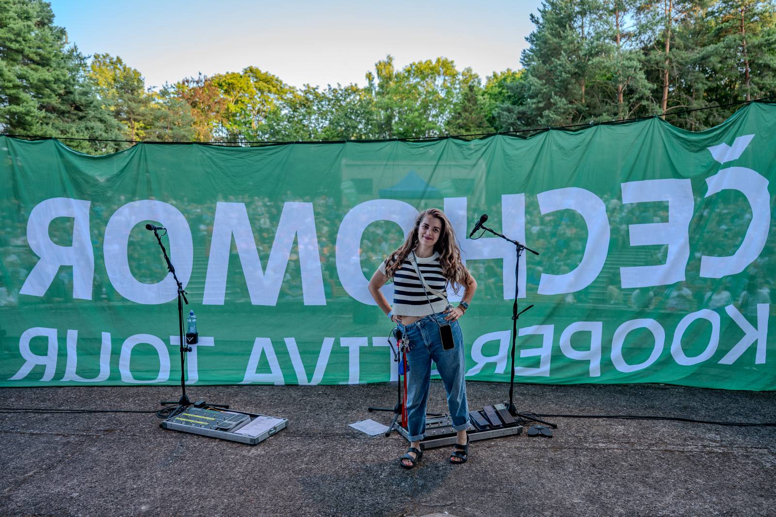 Oblíbené vypalovačky i novinky z aktuálního alba. Čechomor bavil publikum ve Slaném