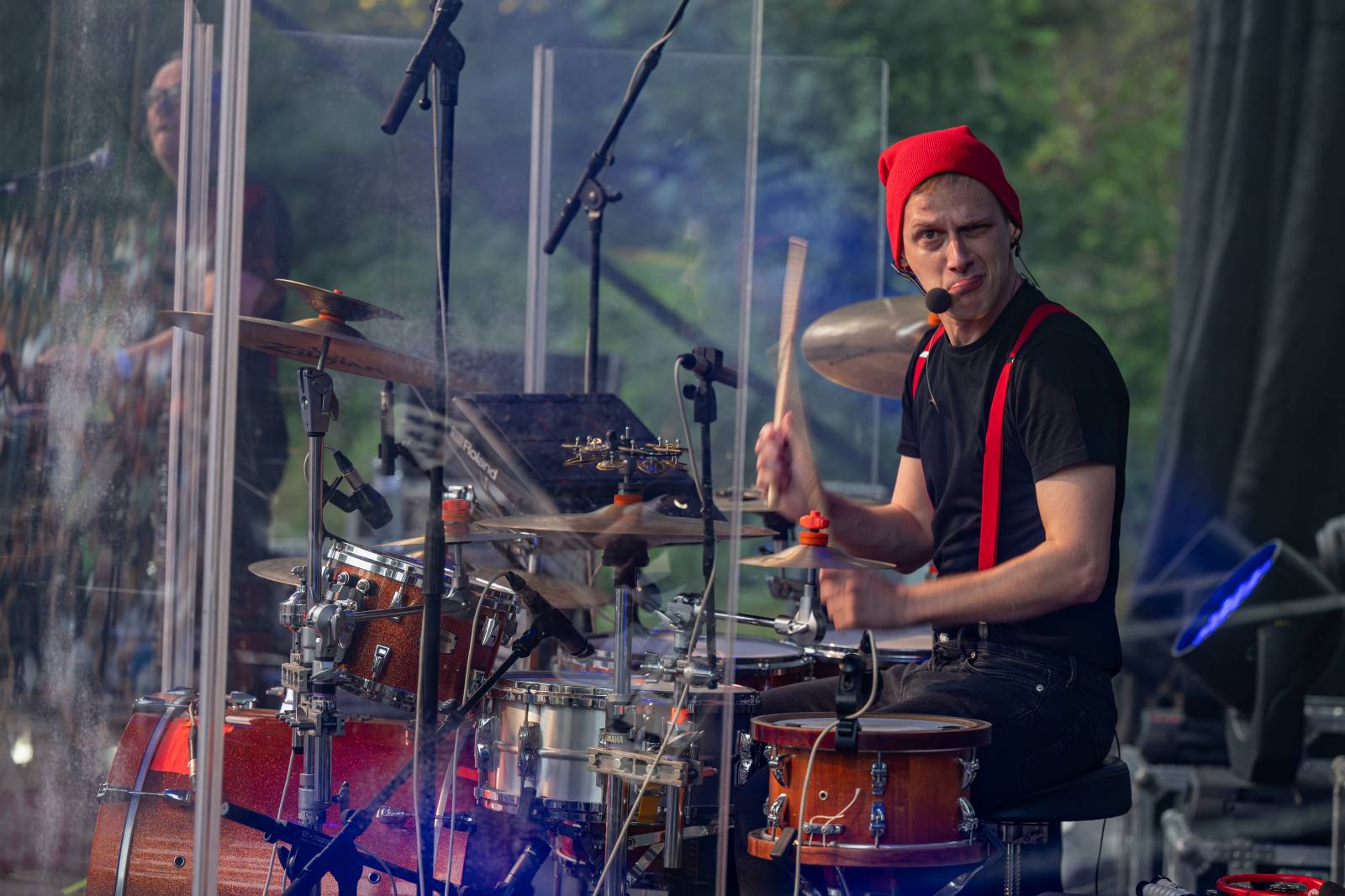 Oblíbené vypalovačky i novinky z aktuálního alba. Čechomor bavil publikum ve Slaném