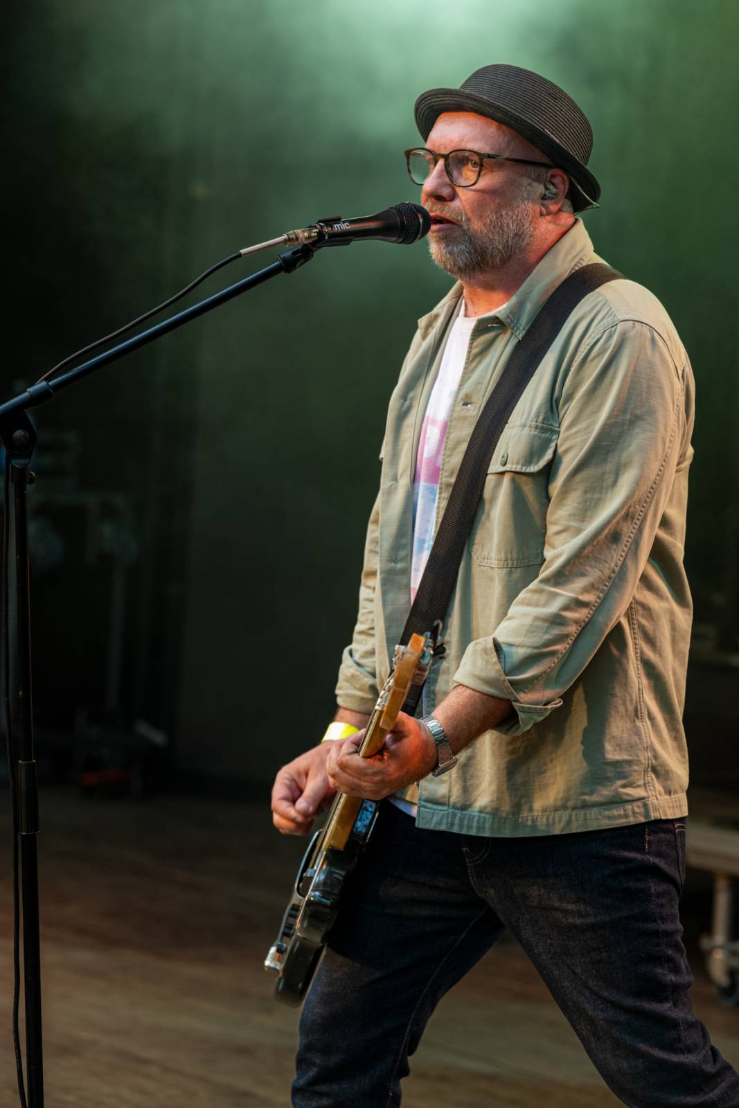 Tři sestry řádily ve vyprodaném lesním divadle v Řevnicích