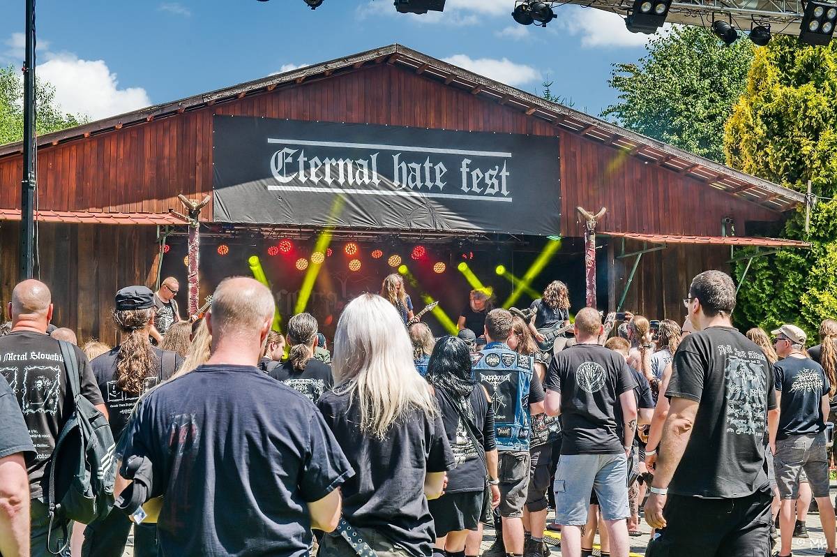 Nýrsko zahalila temnota. Eternal Hate Fest přivítal Hornu, Infernal War, Luctus nebo Black Raptus
