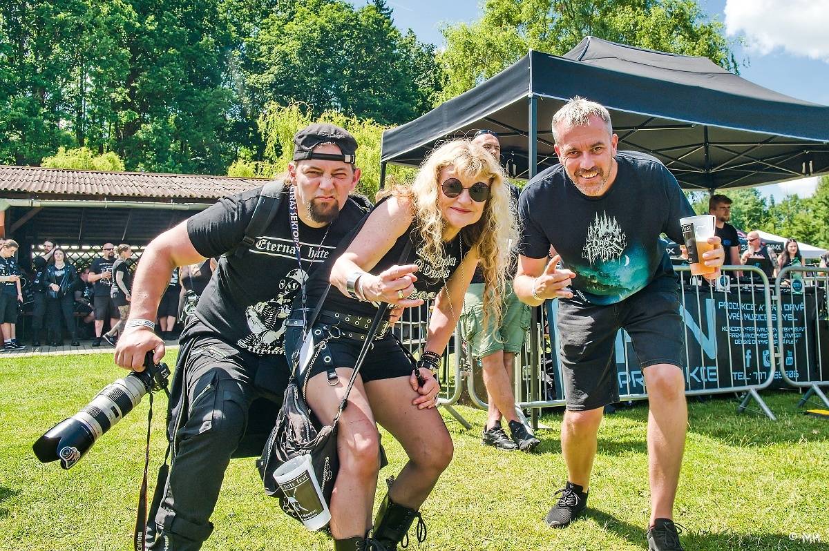 Nýrsko zahalila temnota. Eternal Hate Fest přivítal Hornu, Infernal War, Luctus nebo Black Raptus