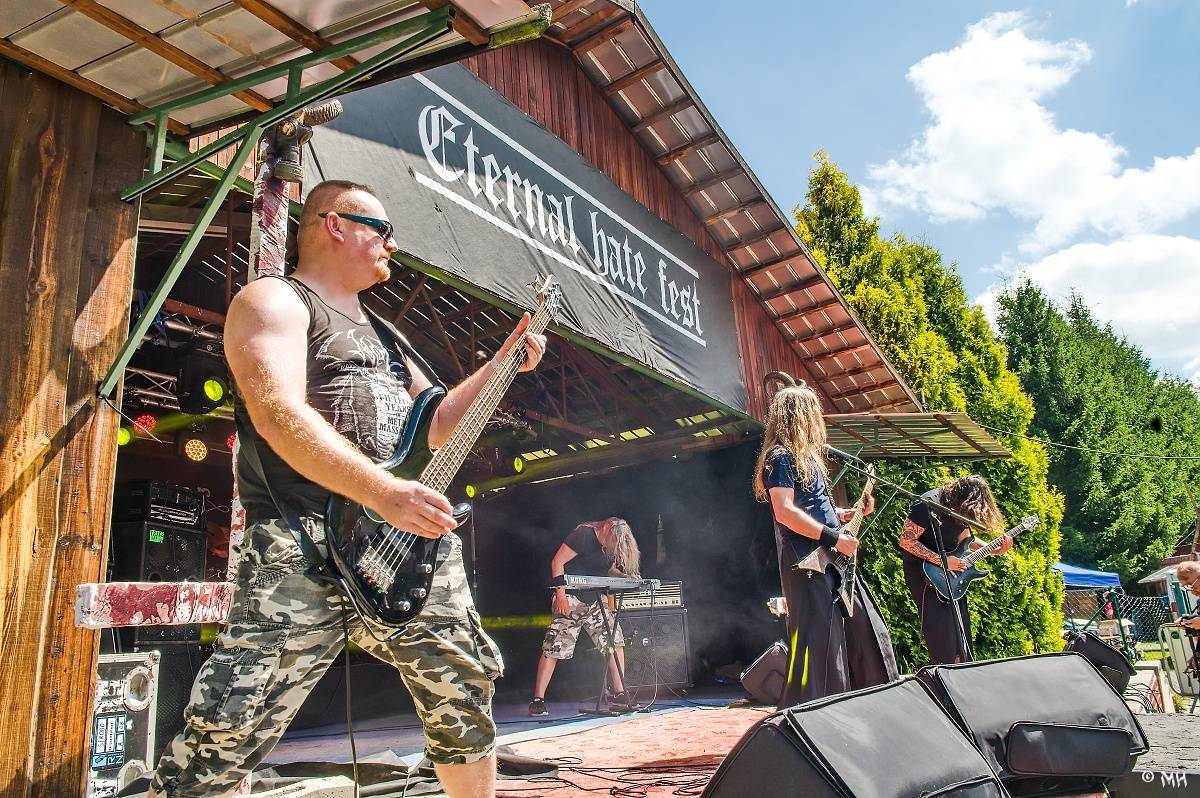 Nýrsko zahalila temnota. Eternal Hate Fest přivítal Hornu, Infernal War, Luctus nebo Black Raptus