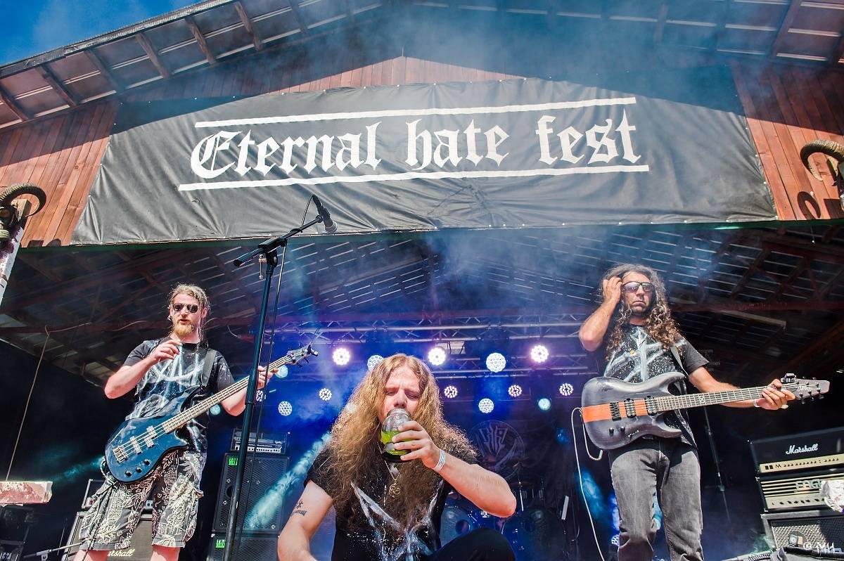 Nýrsko zahalila temnota. Eternal Hate Fest přivítal Hornu, Infernal War, Luctus nebo Black Raptus