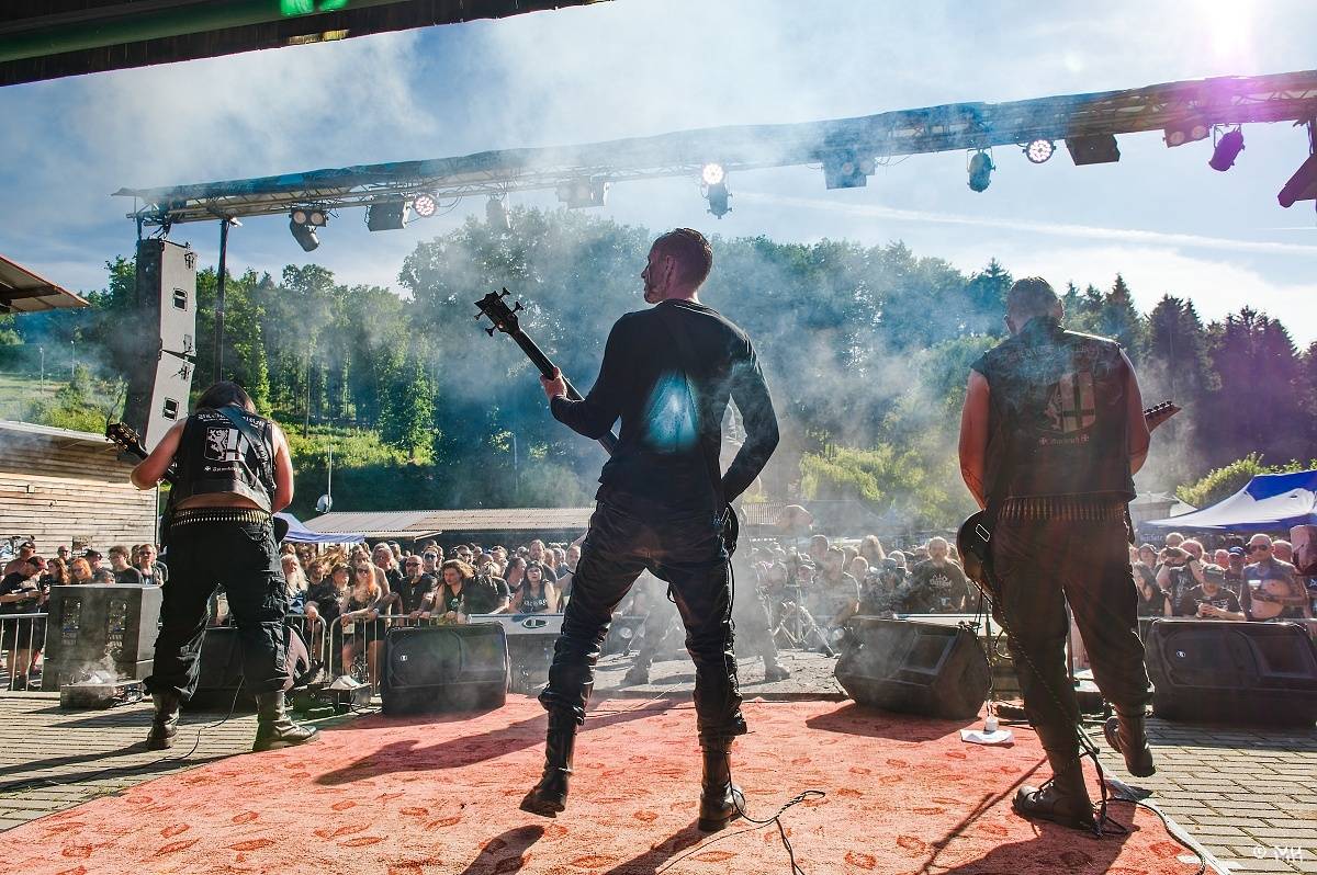 Nýrsko zahalila temnota. Eternal Hate Fest přivítal Hornu, Infernal War, Luctus nebo Black Raptus