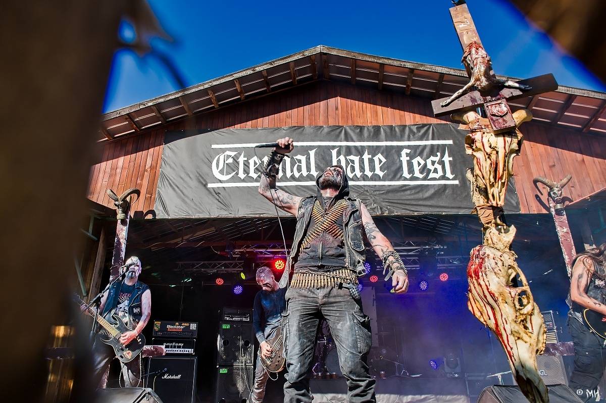 Nýrsko zahalila temnota. Eternal Hate Fest přivítal Hornu, Infernal War, Luctus nebo Black Raptus