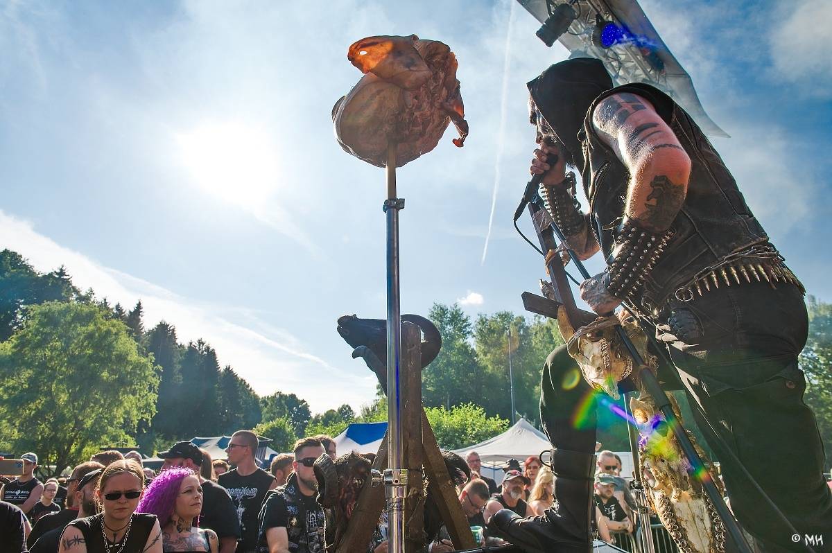 Nýrsko zahalila temnota. Eternal Hate Fest přivítal Hornu, Infernal War, Luctus nebo Black Raptus