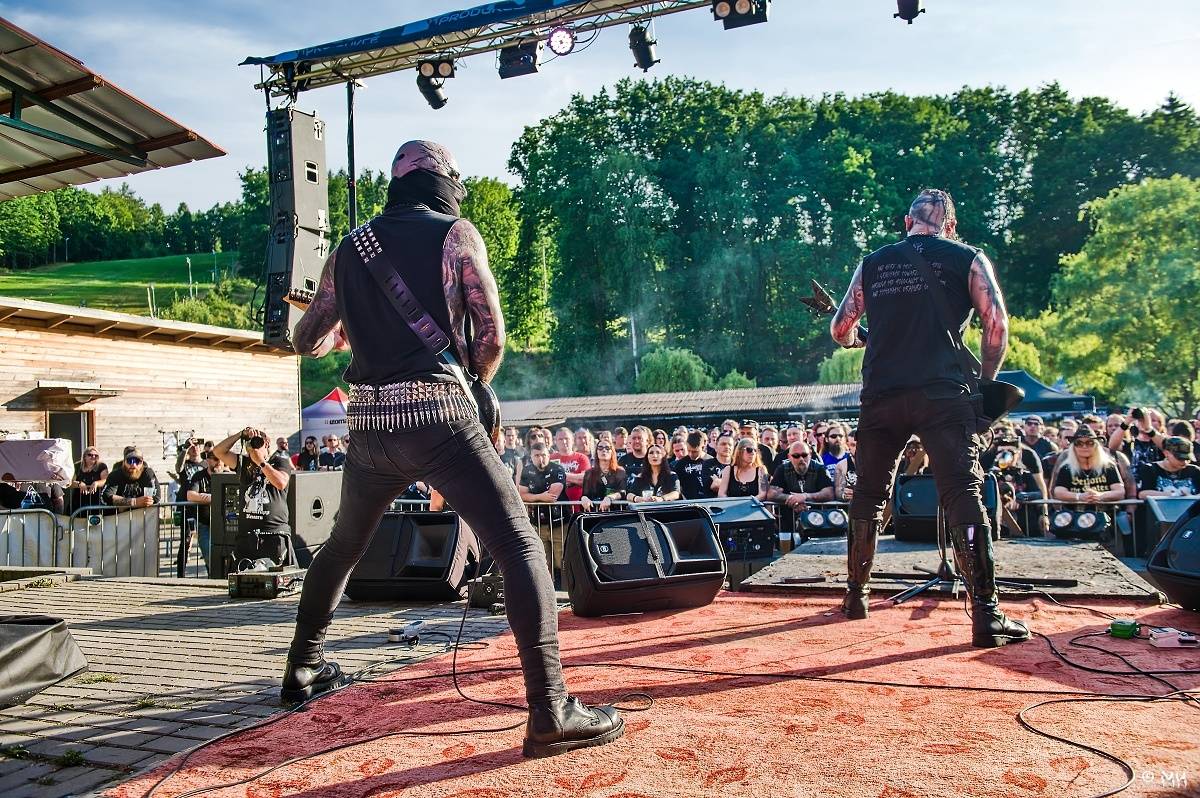 Nýrsko zahalila temnota. Eternal Hate Fest přivítal Hornu, Infernal War, Luctus nebo Black Raptus