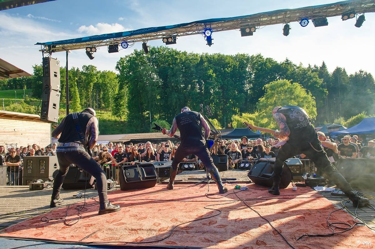 Nýrsko zahalila temnota. Eternal Hate Fest přivítal Hornu, Infernal War, Luctus nebo Black Raptus