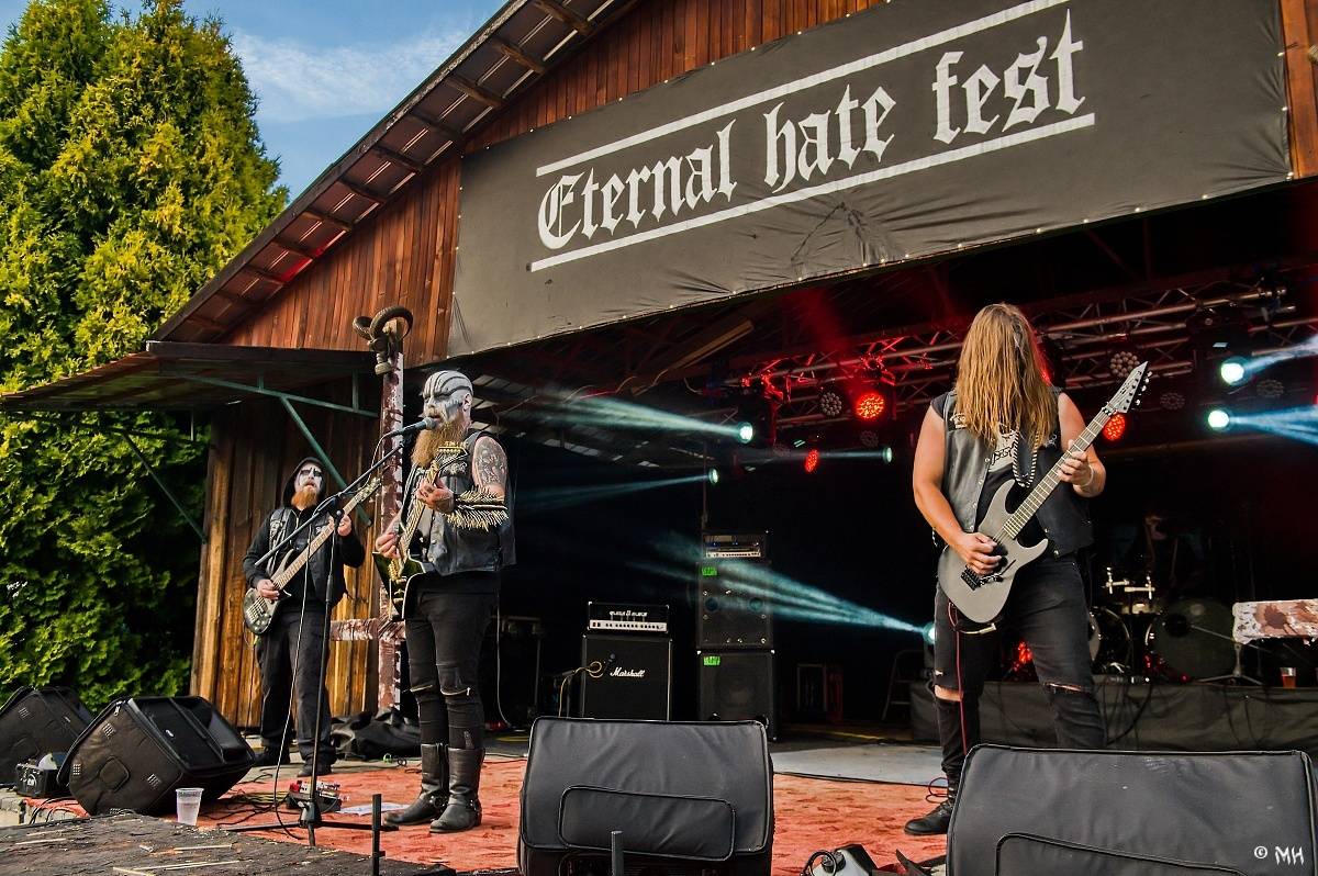 Nýrsko zahalila temnota. Eternal Hate Fest přivítal Hornu, Infernal War, Luctus nebo Black Raptus