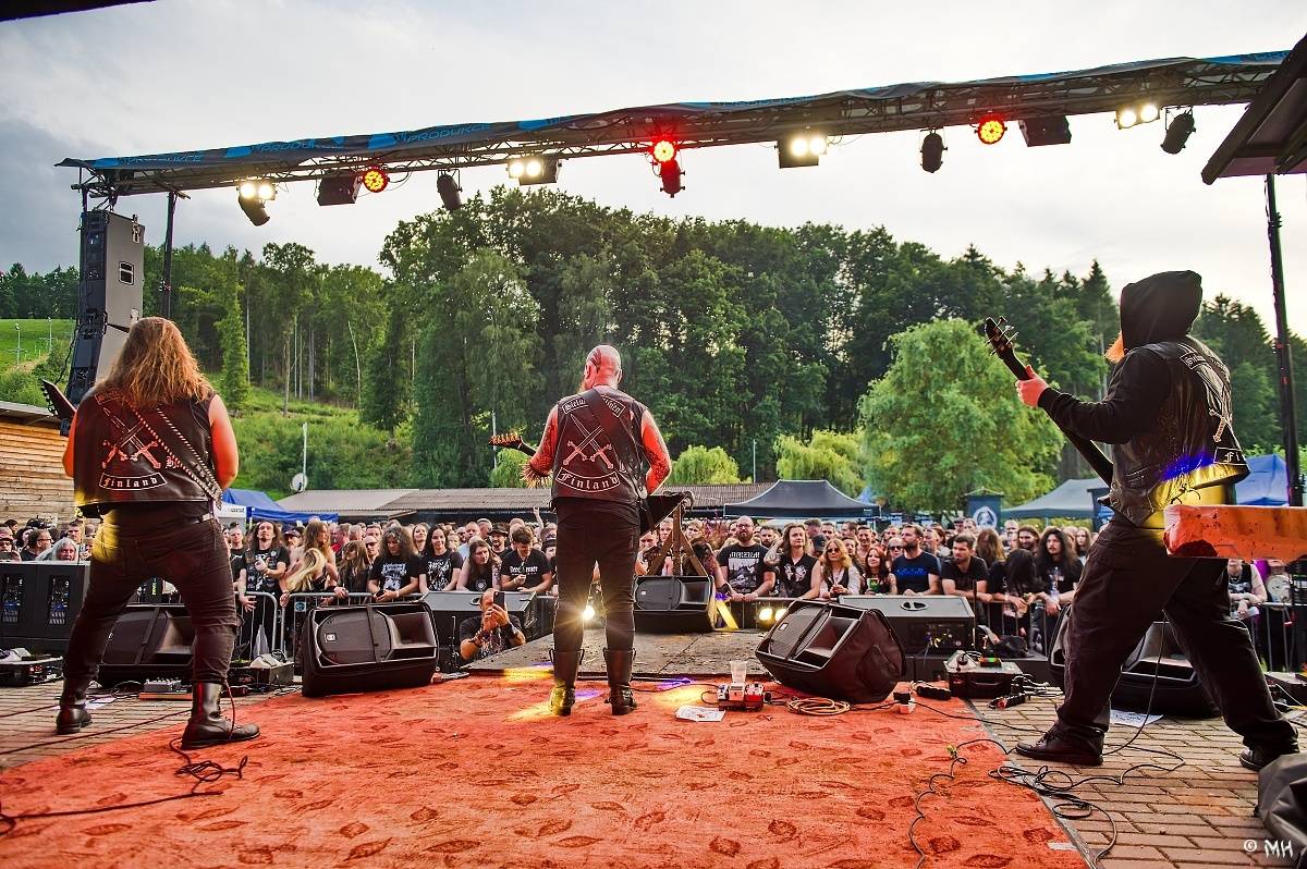 Nýrsko zahalila temnota. Eternal Hate Fest přivítal Hornu, Infernal War, Luctus nebo Black Raptus