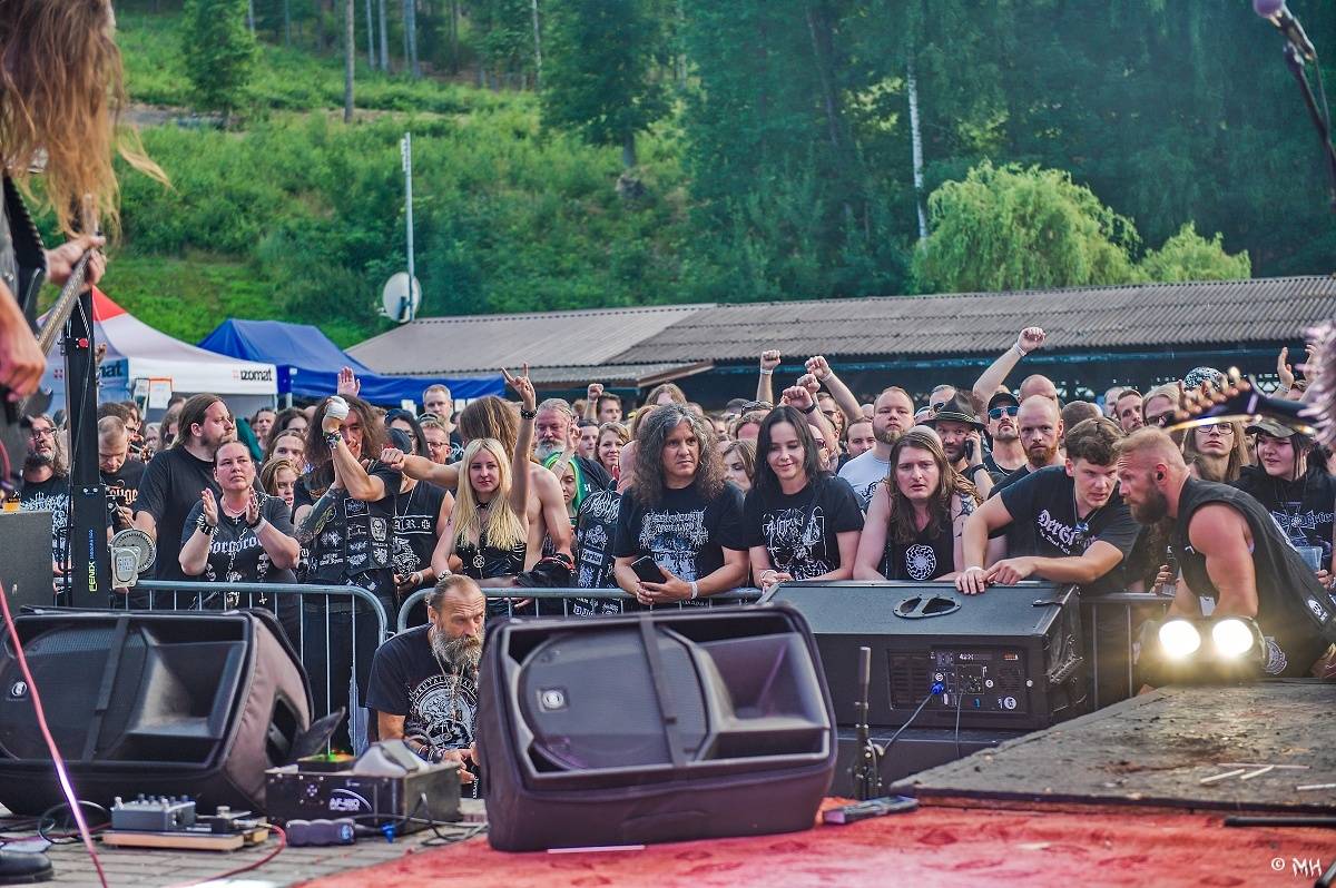 Nýrsko zahalila temnota. Eternal Hate Fest přivítal Hornu, Infernal War, Luctus nebo Black Raptus