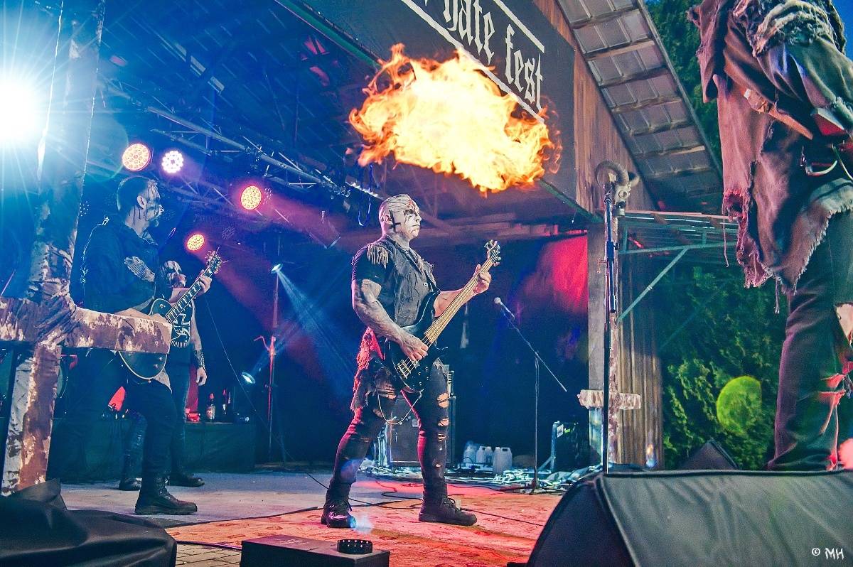 Nýrsko zahalila temnota. Eternal Hate Fest přivítal Hornu, Infernal War, Luctus nebo Black Raptus