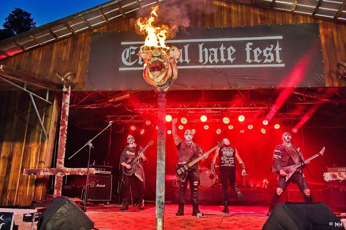 Nýrsko zahalila temnota. Eternal Hate Fest přivítal Hornu, Infernal War, Luctus nebo Black Raptus