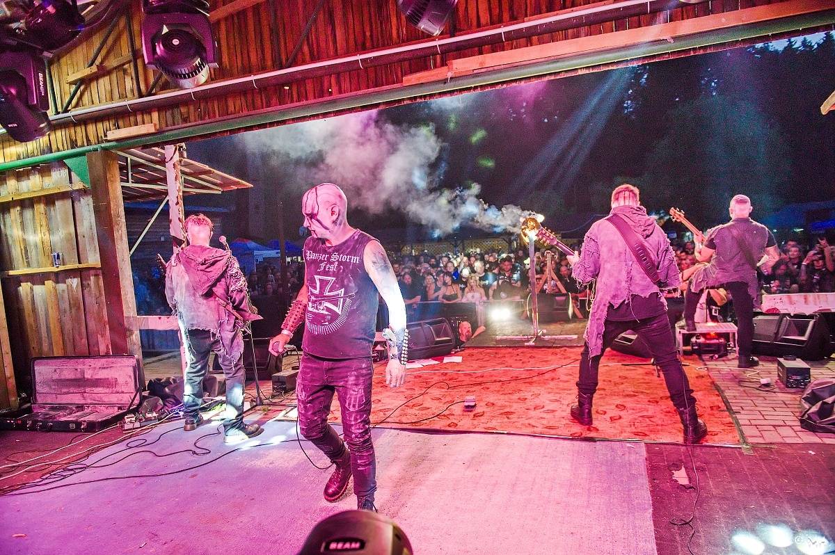 Nýrsko zahalila temnota. Eternal Hate Fest přivítal Hornu, Infernal War, Luctus nebo Black Raptus