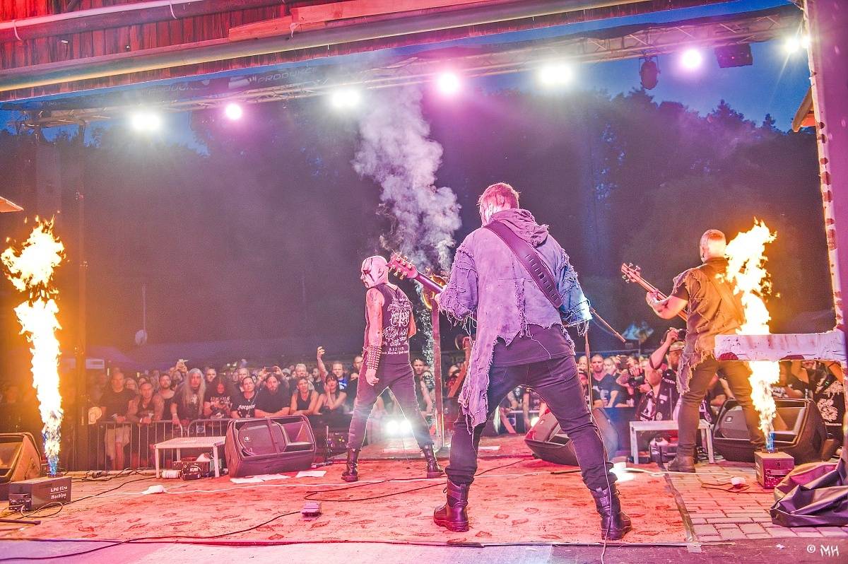 Nýrsko zahalila temnota. Eternal Hate Fest přivítal Hornu, Infernal War, Luctus nebo Black Raptus