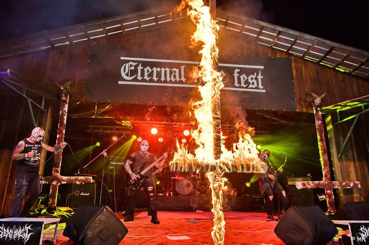 Nýrsko zahalila temnota. Eternal Hate Fest přivítal Hornu, Infernal War, Luctus nebo Black Raptus