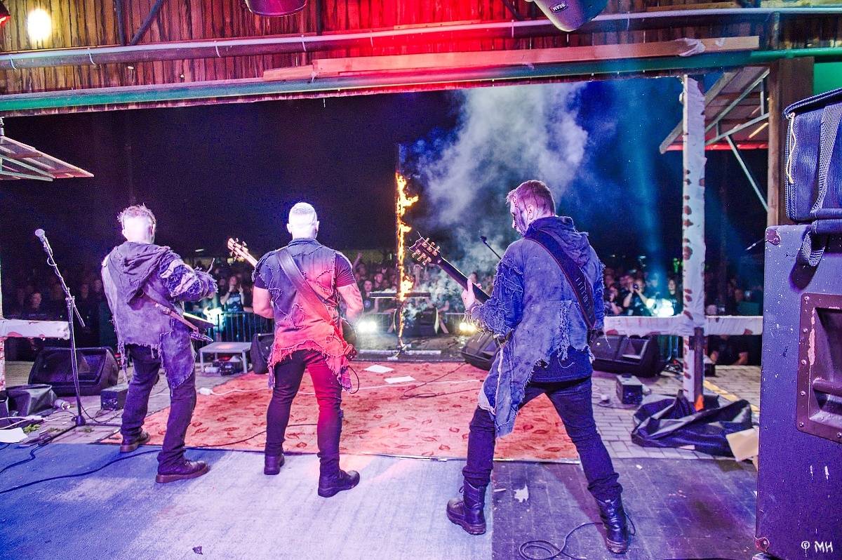 Nýrsko zahalila temnota. Eternal Hate Fest přivítal Hornu, Infernal War, Luctus nebo Black Raptus