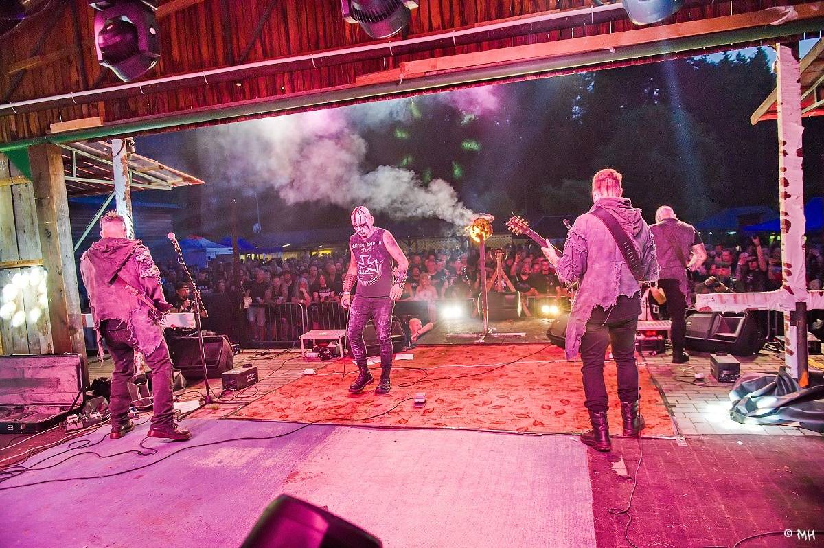 Nýrsko zahalila temnota. Eternal Hate Fest přivítal Hornu, Infernal War, Luctus nebo Black Raptus