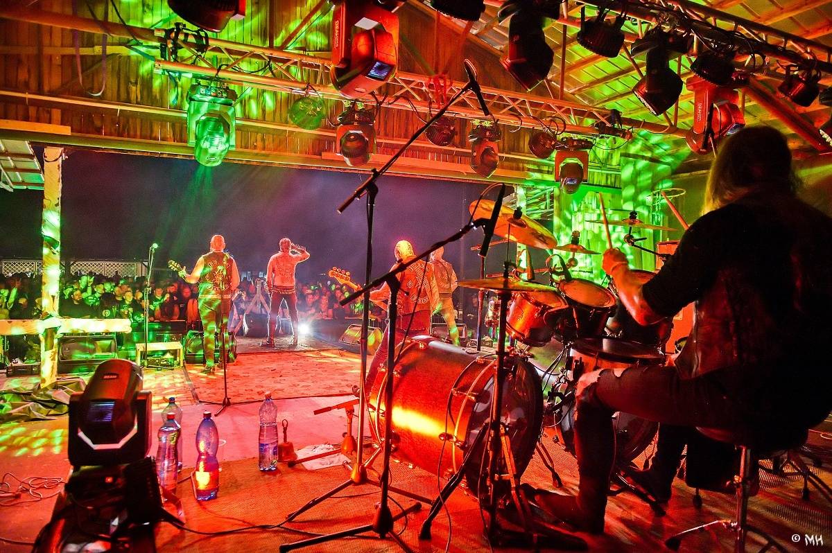 Nýrsko zahalila temnota. Eternal Hate Fest přivítal Hornu, Infernal War, Luctus nebo Black Raptus