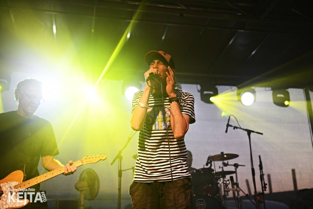 Fest a půl odstartoval naplno: První den nabídl punkrock v podání M3ta, Zvýšenýho rizika, Houby či PUM