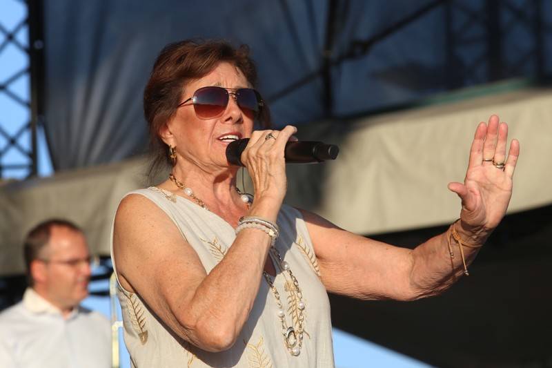 Cibulafest, den třetí ve znamení legend. V Holíči vystoupili Olympic, Marie Rottrová i Hex