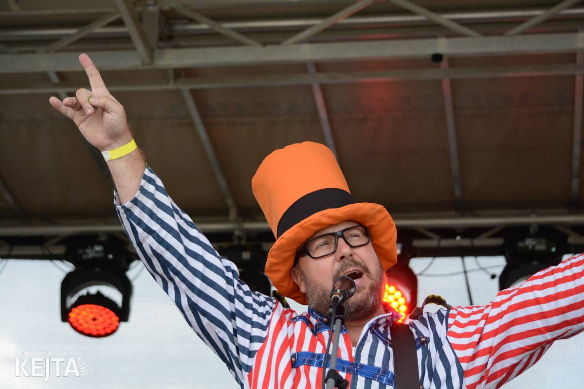 První ročník Festu a půl je za námi. Zakončili ho Stamp Out System, Kozičky i Rumble Ansamble