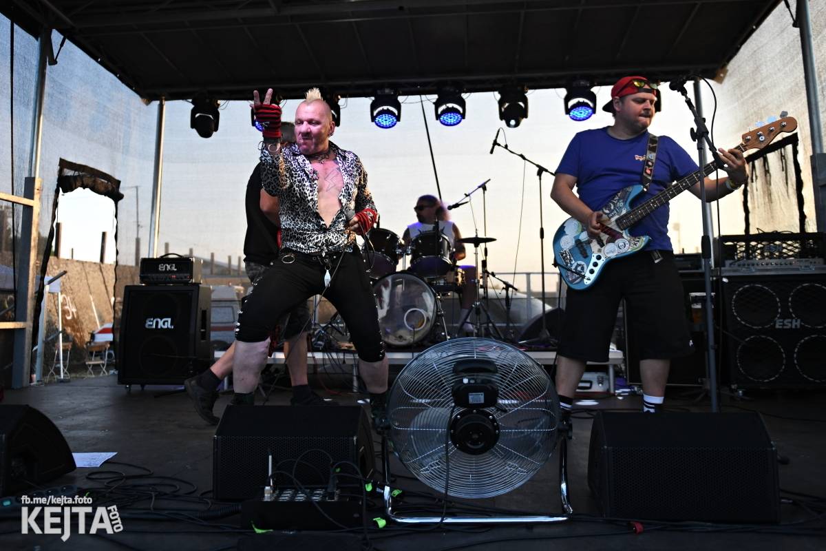 První ročník Festu a půl je za námi. Zakončili ho Stamp Out System, Kozičky i Rumble Ansamble