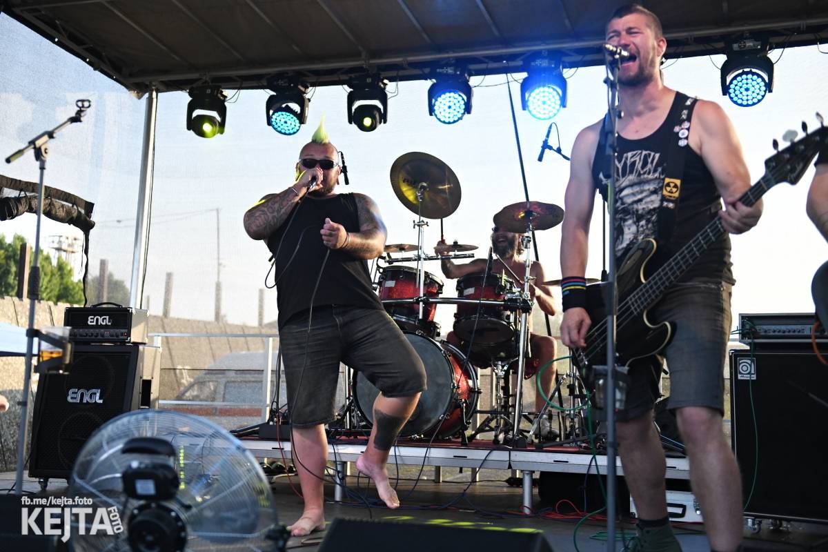 První ročník Festu a půl je za námi. Zakončili ho Stamp Out System, Kozičky i Rumble Ansamble