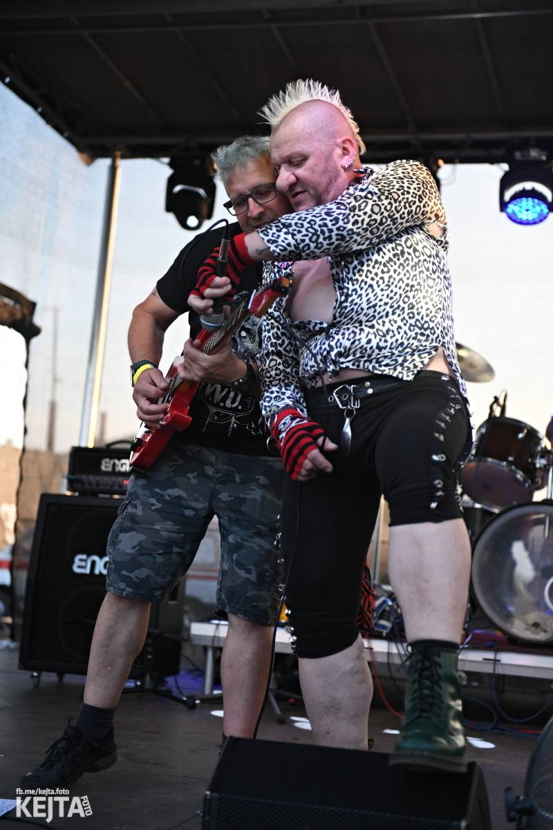 První ročník Festu a půl je za námi. Zakončili ho Stamp Out System, Kozičky i Rumble Ansamble