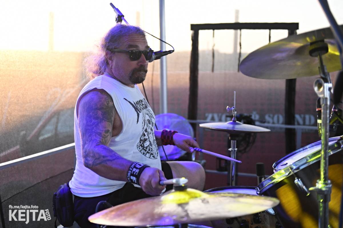 První ročník Festu a půl je za námi. Zakončili ho Stamp Out System, Kozičky i Rumble Ansamble