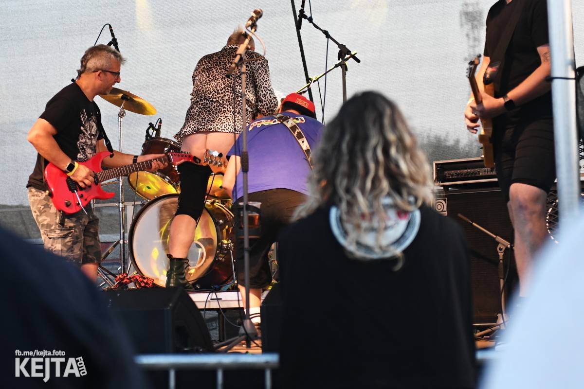 První ročník Festu a půl je za námi. Zakončili ho Stamp Out System, Kozičky i Rumble Ansamble