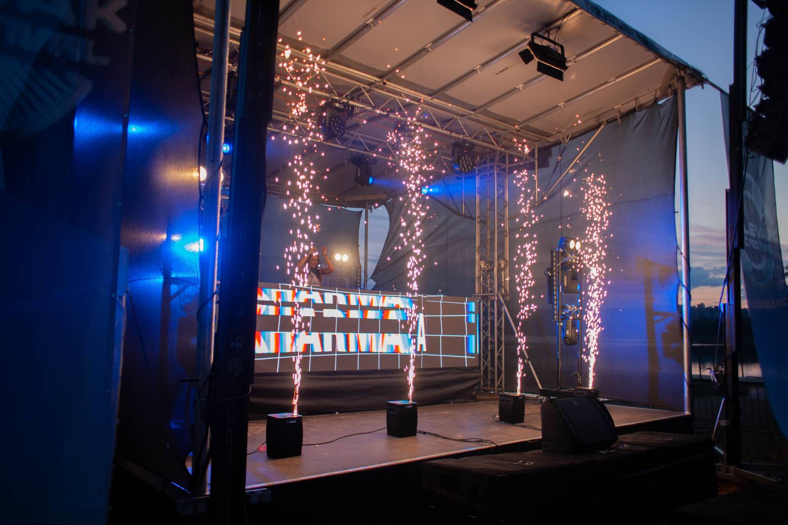 House, techno, DNB, trance a další. Bolevák si užil řádnou porci taneční hudby