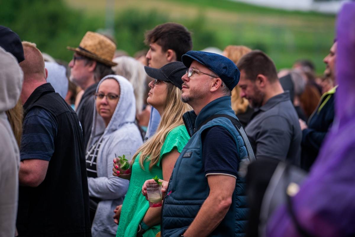 Olympic převzal na Benátské! zlatou desku, Boney M pobláznili tisíce návštěvníků 
