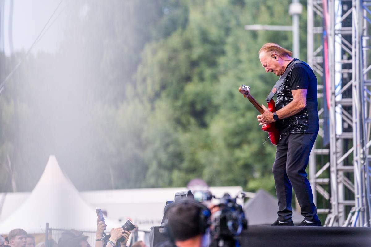 Olympic převzal na Benátské! zlatou desku, Boney M pobláznili tisíce návštěvníků 