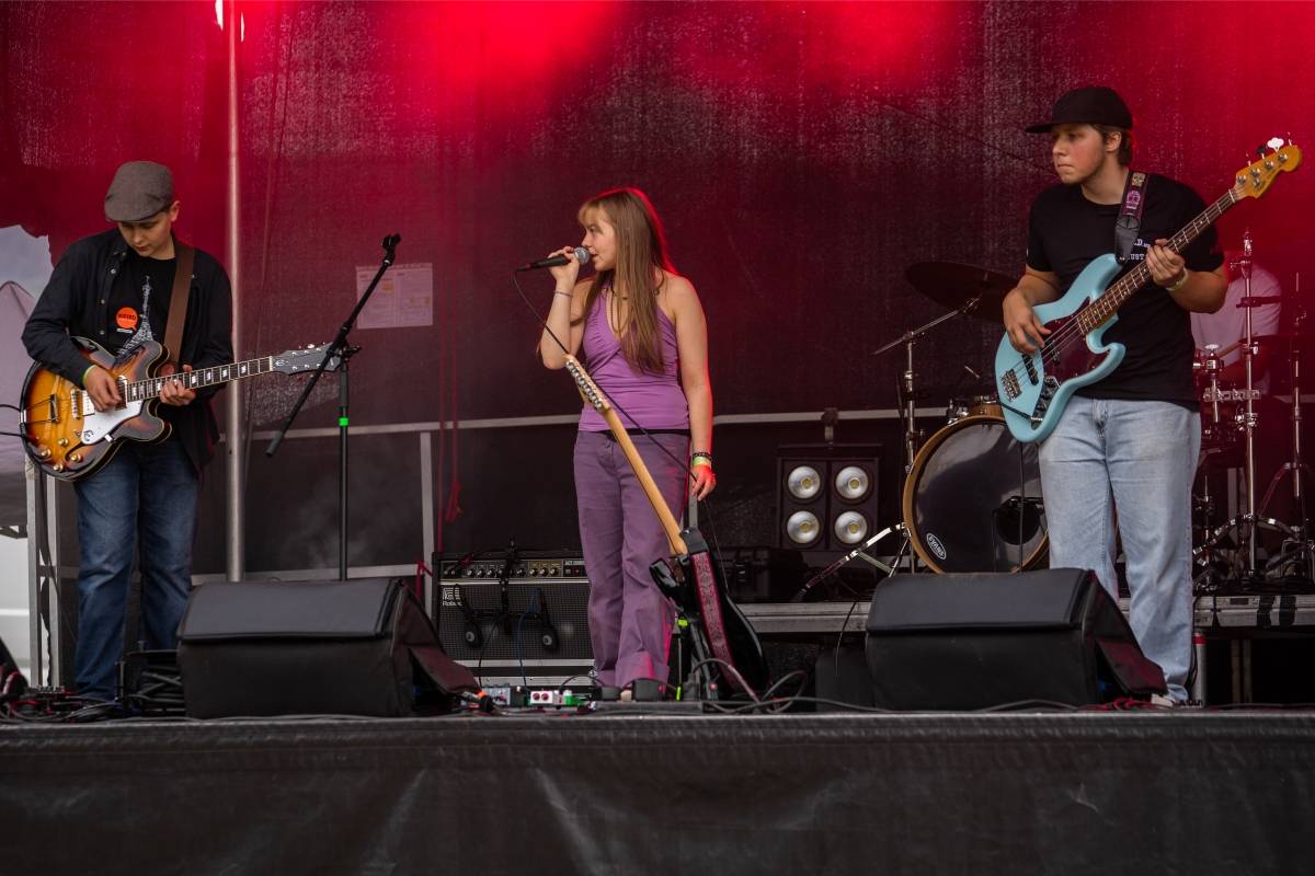 Olympic převzal na Benátské! zlatou desku, Boney M pobláznili tisíce návštěvníků 