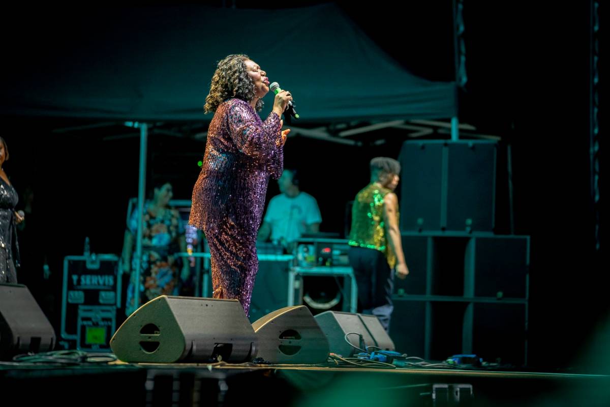 Olympic převzal na Benátské! zlatou desku, Boney M pobláznili tisíce návštěvníků 