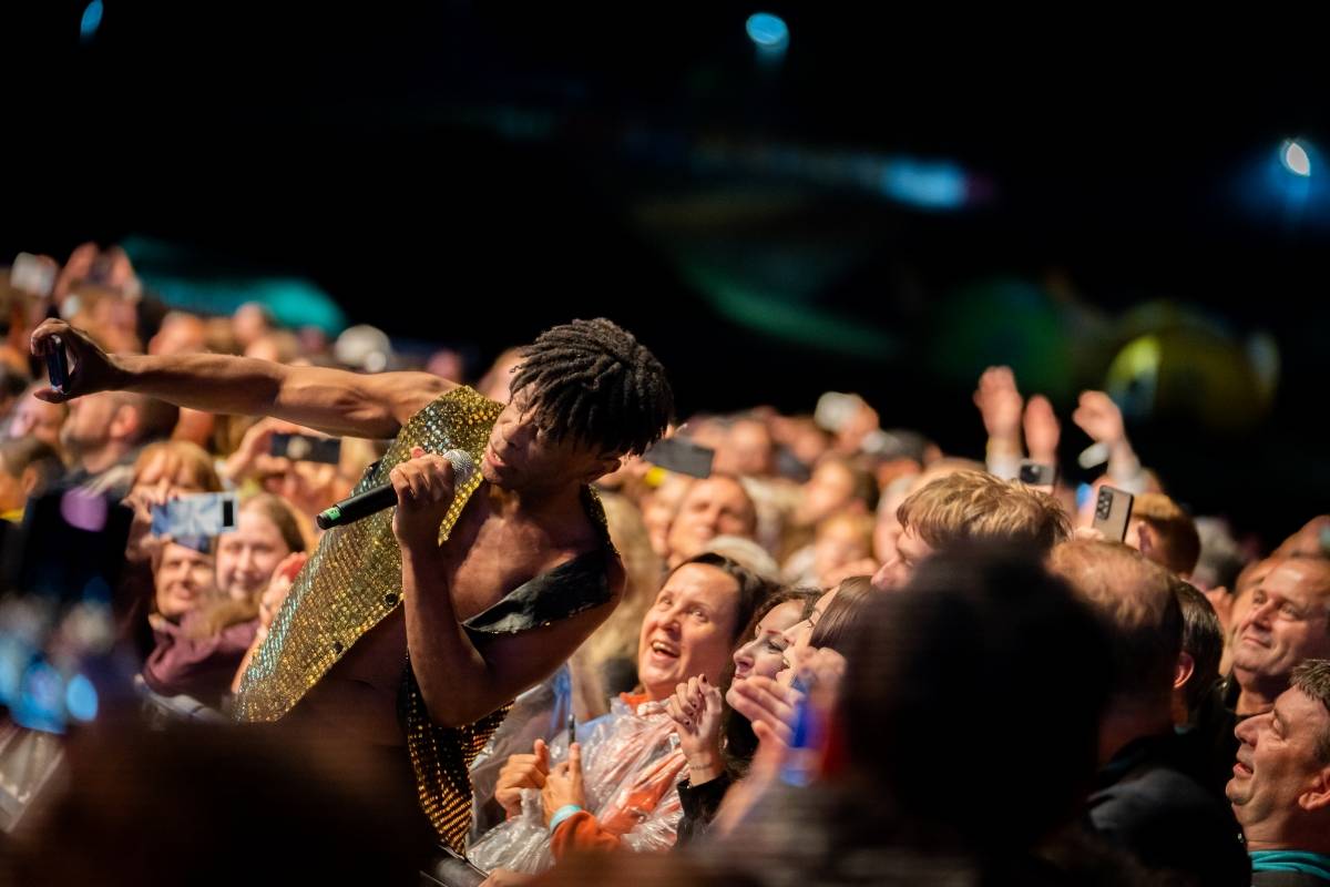Olympic převzal na Benátské! zlatou desku, Boney M pobláznili tisíce návštěvníků 