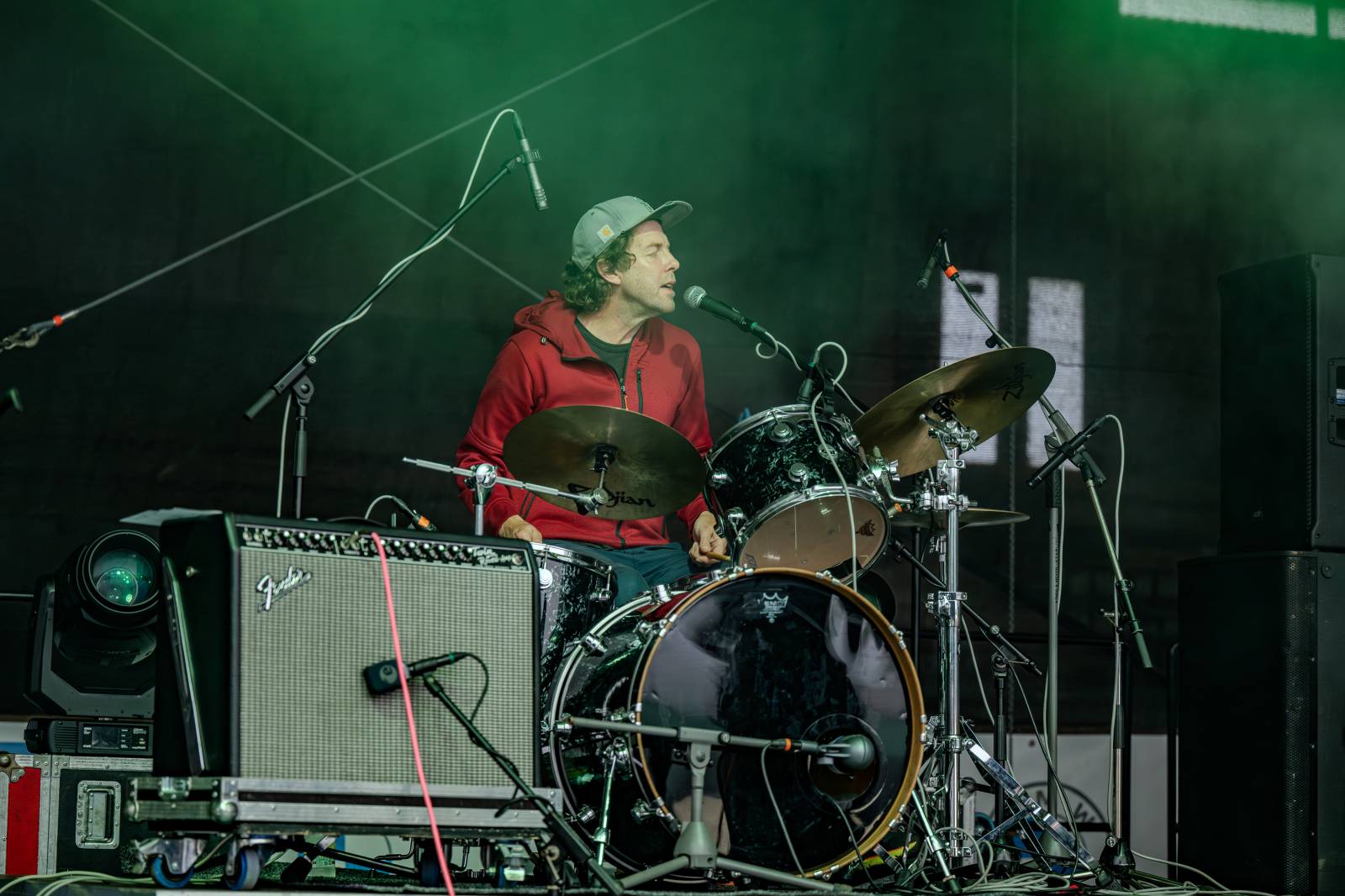 V Brně vytahovali pláštěnky. První den Pop Messe nepřálo počasí