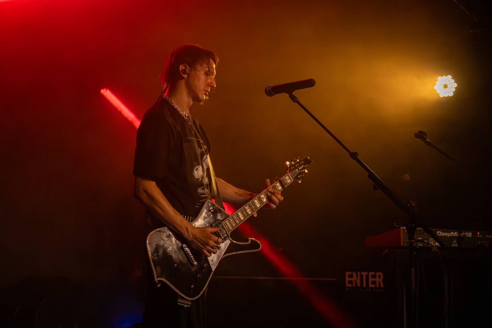 V Brně vytahovali pláštěnky. První den Pop Messe nepřálo počasí