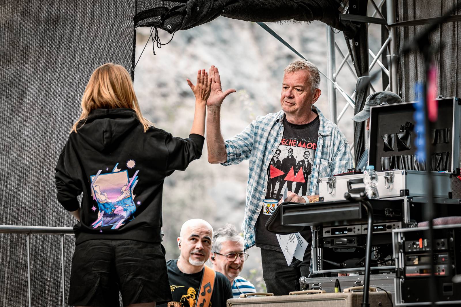 Večer, kdy zpívaly i skály. Mňága a Žďorp zahrála v lomu Velká Amerika, připomněla Mira Žbirku