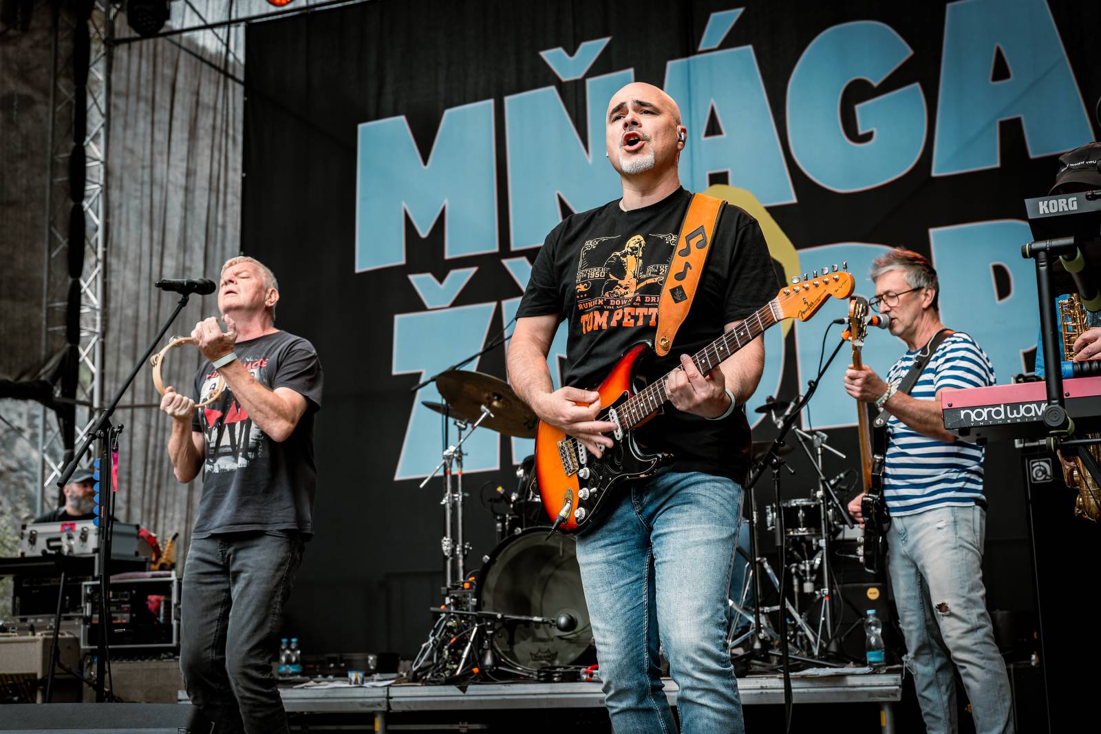 Večer, kdy zpívaly i skály. Mňága a Žďorp zahrála v lomu Velká Amerika, připomněla Mira Žbirku