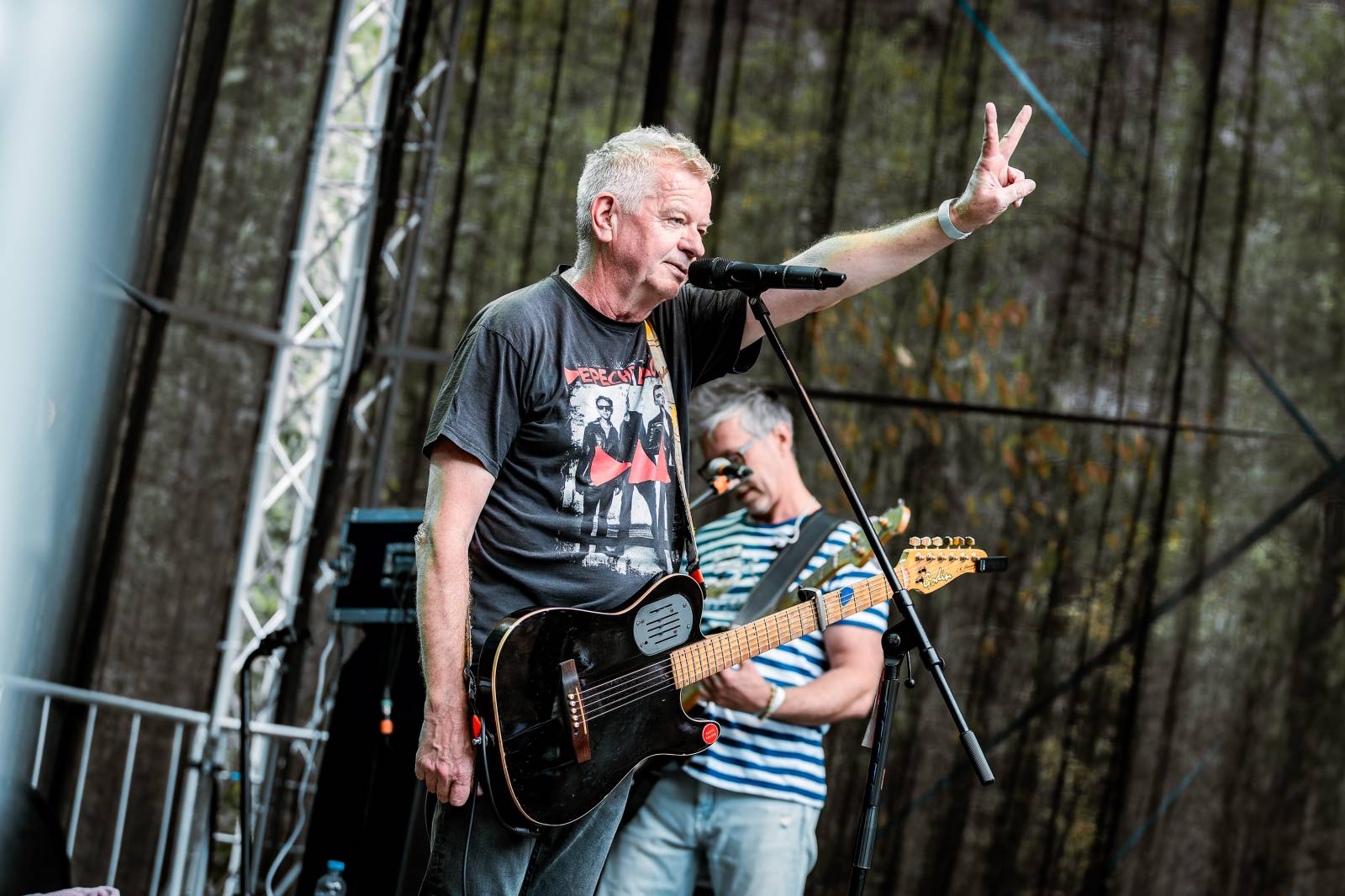 Večer, kdy zpívaly i skály. Mňága a Žďorp zahrála v lomu Velká Amerika, připomněla Mira Žbirku